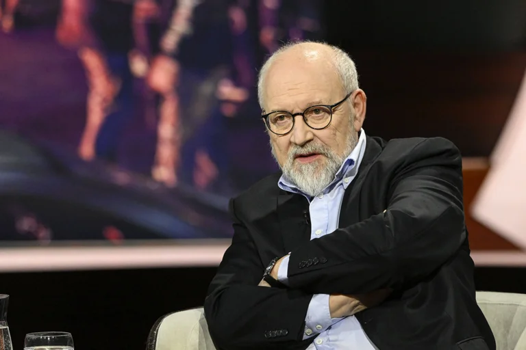 Vorschaubild: Historische Vergleiche und düstere Szenarien: Politologe Münkler zeichnet Risiken bei wachsendem AfD-Einfluss