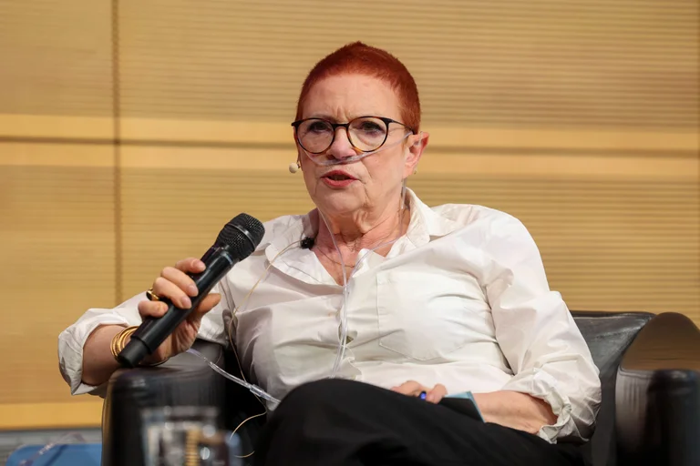 Vorschaubild: Kahane: Maaßen wollte Mitarbeiter aus ihrer Stiftung für „Hassrede“-Monitoring