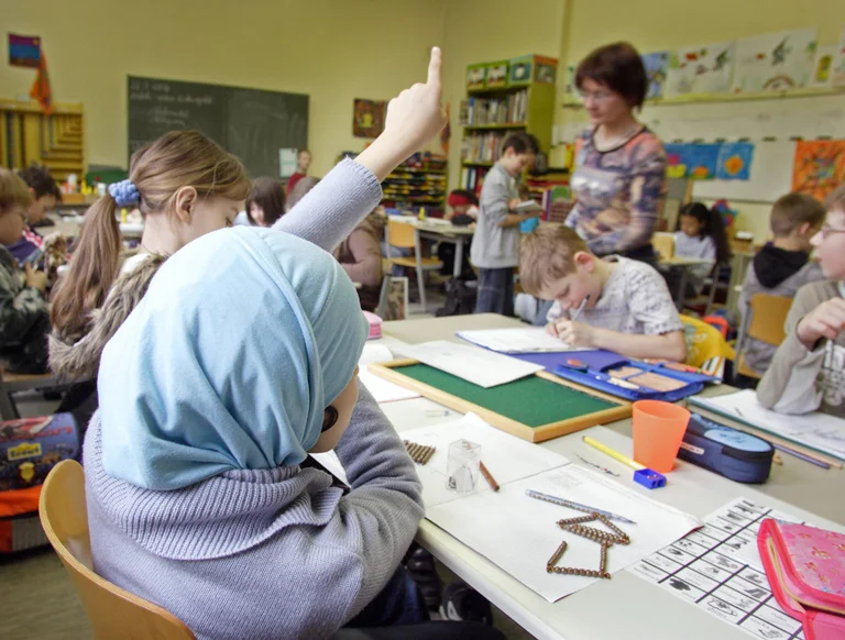 Vorschaubild: Schule im Krisenmodus: Migration überfordert das Bildungssystem
