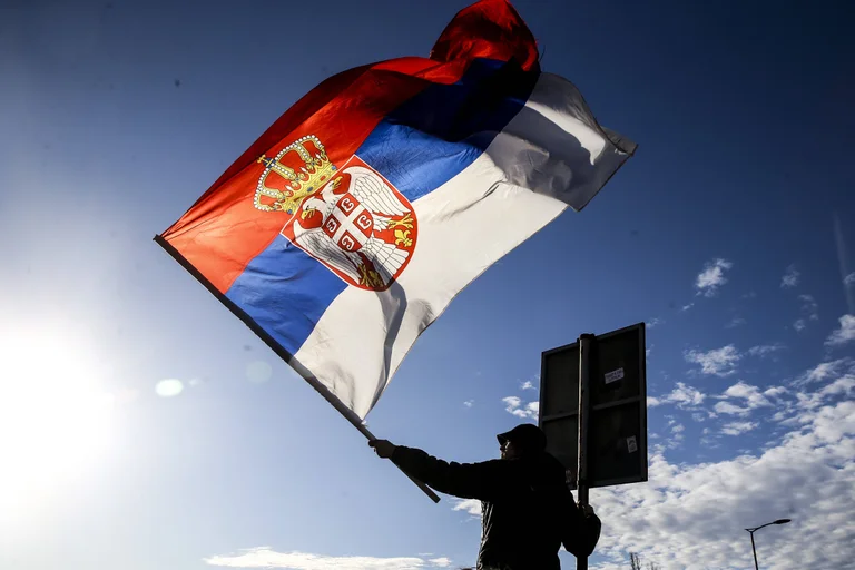 Vorschaubild: Patriotischer Aufstand in Belgrad: Das Kosovo-Memorandum als Kampfansage an Vučić