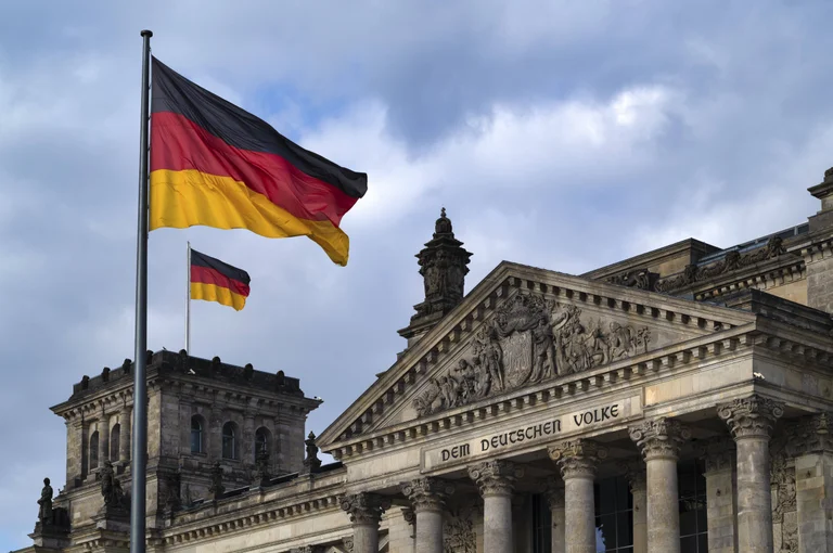 Vorschaubild: Volksverhetzung: Bundesregierung stellt klar – Deutsche keine ausdrücklich geschützte Gruppe