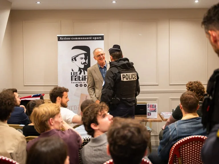 Frankreich: Polizei löst Konferenz von Remigrationaktivisten Jared Taylor auf