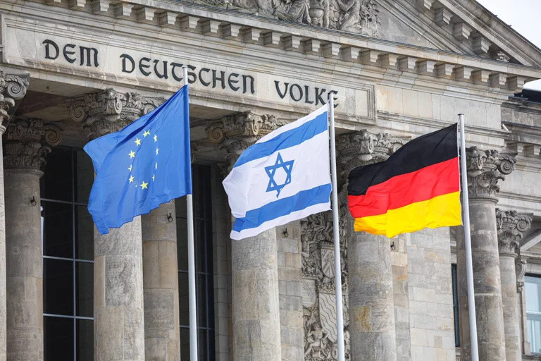 Vorschaubild: Umfrage: Nur 27 Prozent sehen Israels Sicherheit als deutsche Staatsräson