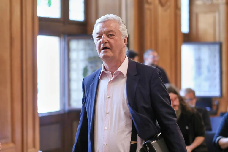 Vorschaubild: Elsässers rhetorische Keule: Wenn Kritik an sowjetischen Verbrechen schon „Nazitum“ ist