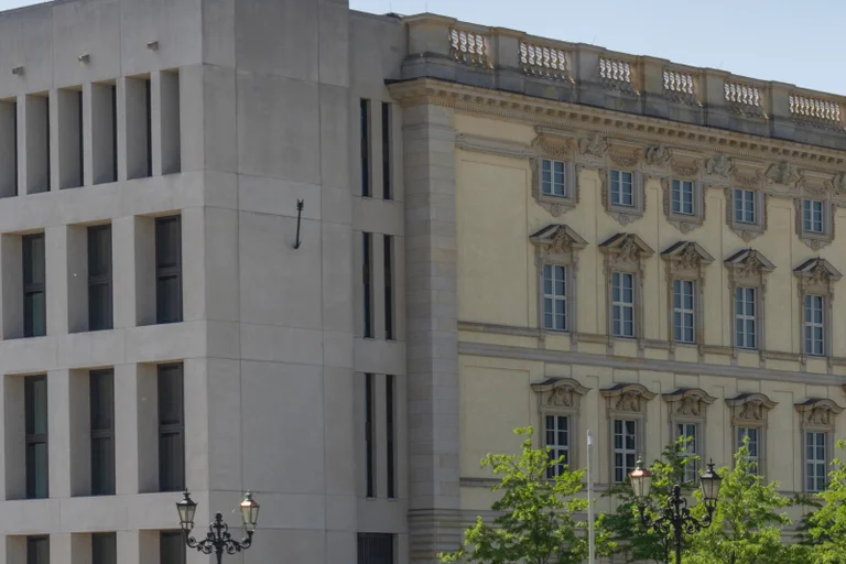 Vorschaubild: Humboldt Forum: 185.000 Euro für postkolonialen „Südpfeil“