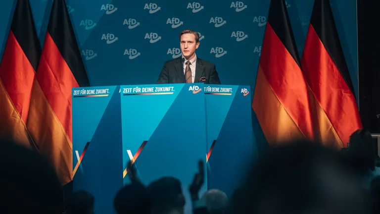 Vorschaubild: Von Kindergarten bis Hauseinweihung: AfD-Politiker berichtet über Druck auf seine Familie