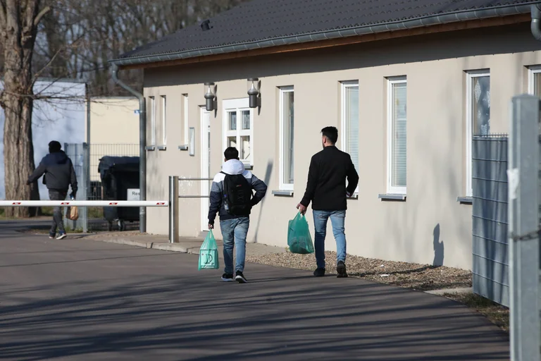 Vorschaubild: Steiermark: Verfassungsjuristen zweifeln an Abendland-Bekenntnis für Asylwerber