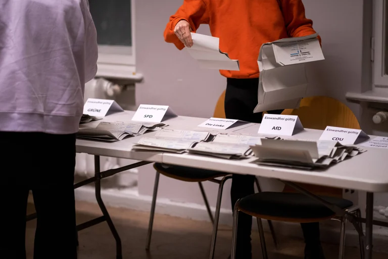 Vorschaubild: Nach VS-Einschaltung: Wahlhelfer binnen weniger Tage abberufen