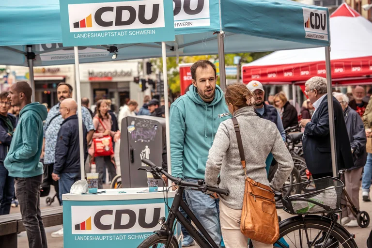 Vorschaubild: Umfrage: Unionsanhänger sorgen sich mehr ums Klima als um Zuwanderung