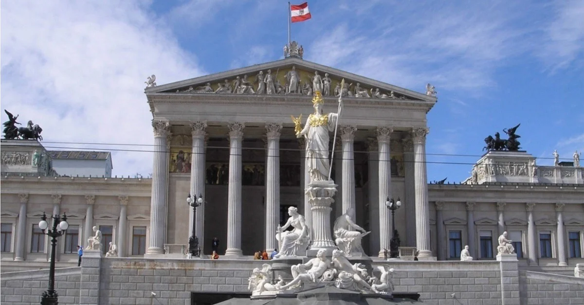 Symbolbild (Parlament in Wien): User &#8218;Gryffindor&#8216; via Wikimedia Commons [CC BY-SA 3.0]
