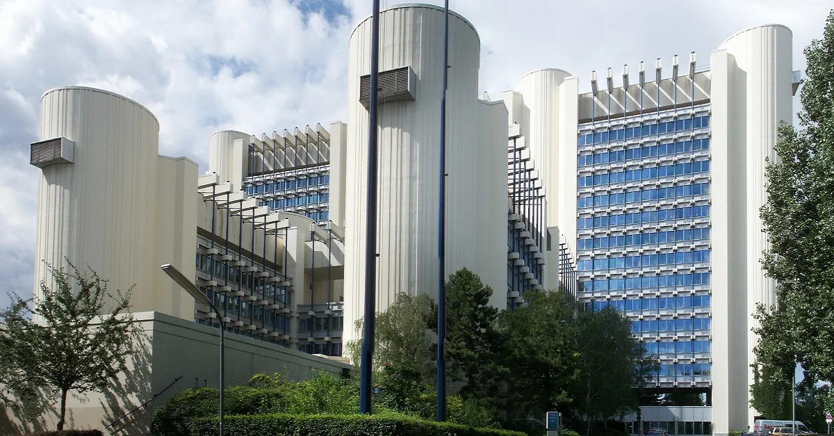 Bei der Reduktion der Sozialversicherungsträger ist eine AUVA-Auflösung nun offenbar endgültig vom Tisch. Symbolbild (AUVA-Zentrale in Wien-Brigittenau): Welleschik via Wikimedia Commons [CC BY-SA 3.0]
