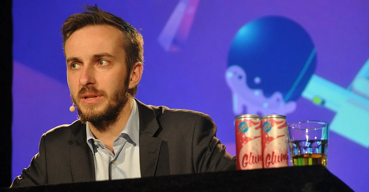 ZDF-Satiriker Jan Böhmermann sorgt mit seinen Programmen, hier in Rostock 2014, immer wieder für Aufregung. Bild: Jonas Rogowski via Wikimedia Commons [CC BY-SA 3.0]
