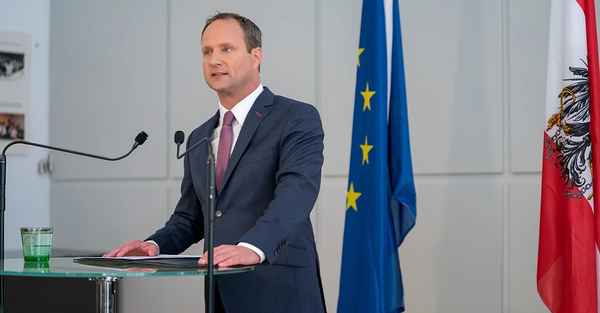 BILD zu OTS – Matthias Strolz / Fotocredit: NEOS (Größe angepasst)