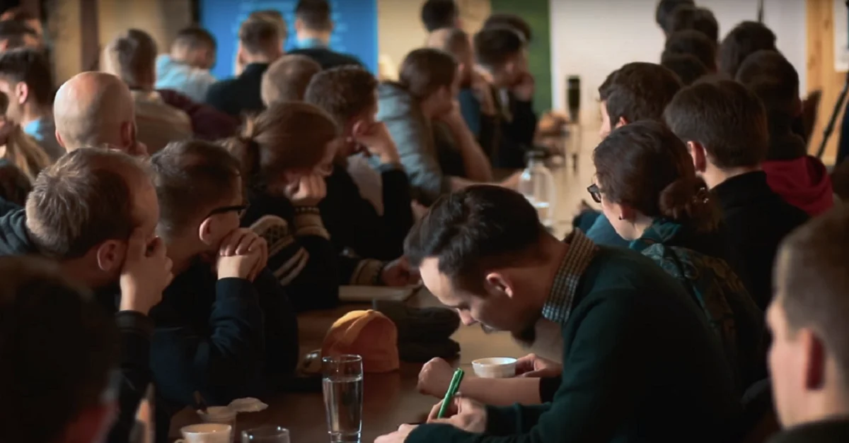 Bild: YouTube „kanal schnellroda“ / Werbevideo IfS-Akademie