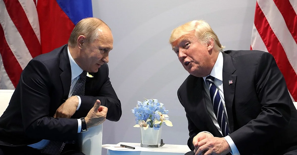 Wladimir Putin und Donald Trump beim G20-Gipfel in Hamburg, 2017 / Kremlin.ru [CC BY 4.0 ], via Wikimedia Commons
