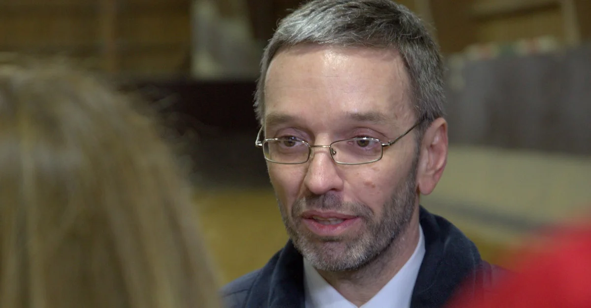 Symbolbild: Michael Lucan, Lizenz: CC-BY-SA 3.0 de [CC BY-SA 3.0 de], from Wikimedia Commons [Bild zugeschnitten]
