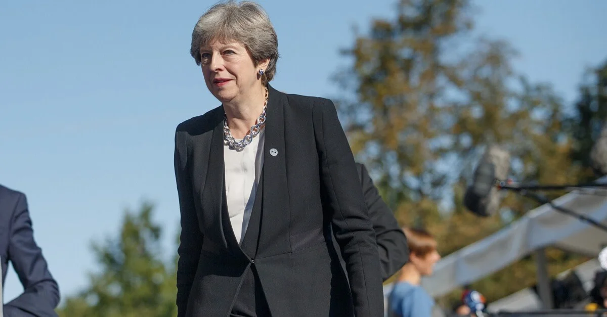 Bild (Theresa May 2017): EU2017EE Estonian Presidency via Flickr [CC BY 2.0] (Bild zugeschnitten)
