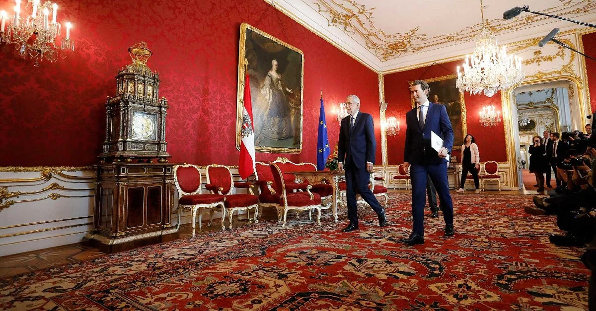 Bild (Treffen Sebastian Kurz/Alexander van der Bellen in der Wiener Hofburg, 21.5.19): Dragan Tatic / BKA via Fotoservice Bundeskanzleramt [red. Nutzung honorarfrei]
