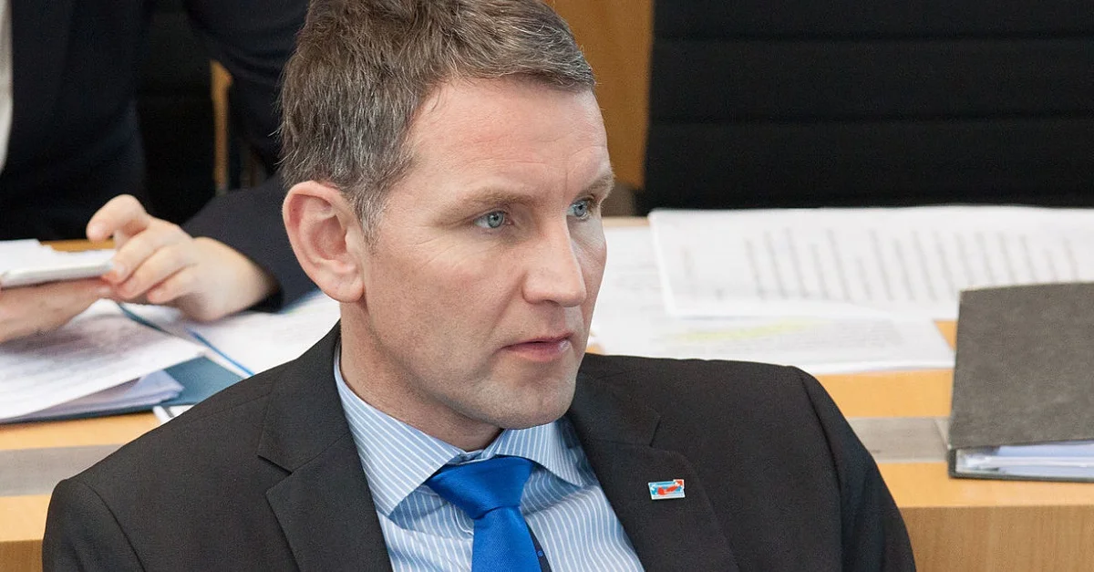 Bild (Höcke 2016): Olaf Kosinsky via Wikimedia Commons [CC BY-SA 3.0 DE] (Bild zugeschnitten)
