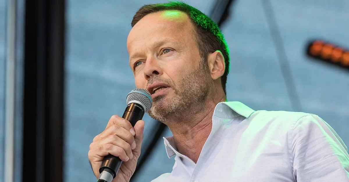 Bild (Restle 2018): Raimond Spekking via Wikimedia Commons [CC BY-SA 4.0] (Bild zugeschnitten)
