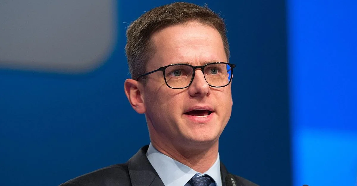 Bild (Carsten Linnemann (CDU): Olaf Kosinsky [CC BY-SA 3.0], via Wikimedia Commons (Bild zugeschnitten)
