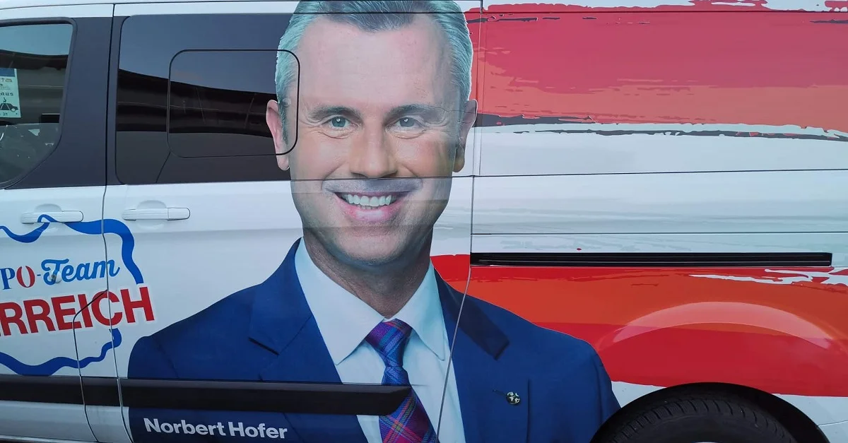 FPÖ-Fahrzeug mit Norbert Hofer. Bild: Die Tagesstimme
