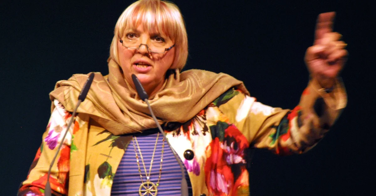 Bild (Claudia Roth 2016): Harald Bischoff via Wikimedia Commons [CC BY-SA 3.0] (Bild zugeschnitten)
