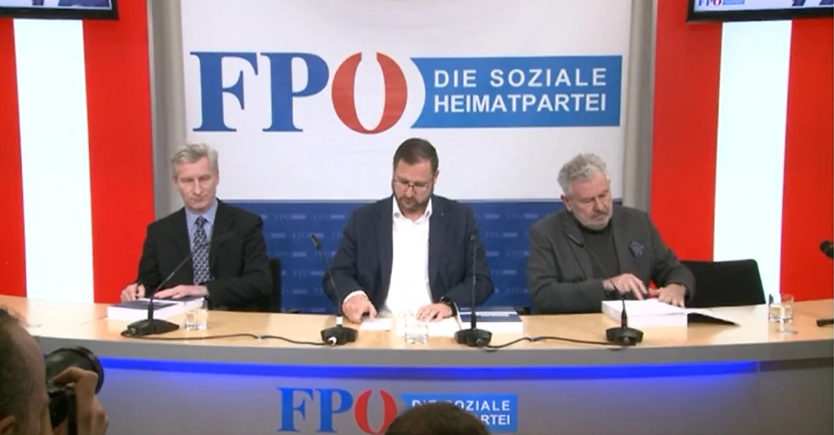 Präsentierten die Historikerbericht: Thomas Grischany (li.), Christian Hafenecker (mi.) und Andreas Mölzer (re.). Screenshot: Livestream auf Facebook-Seite der FPÖ
