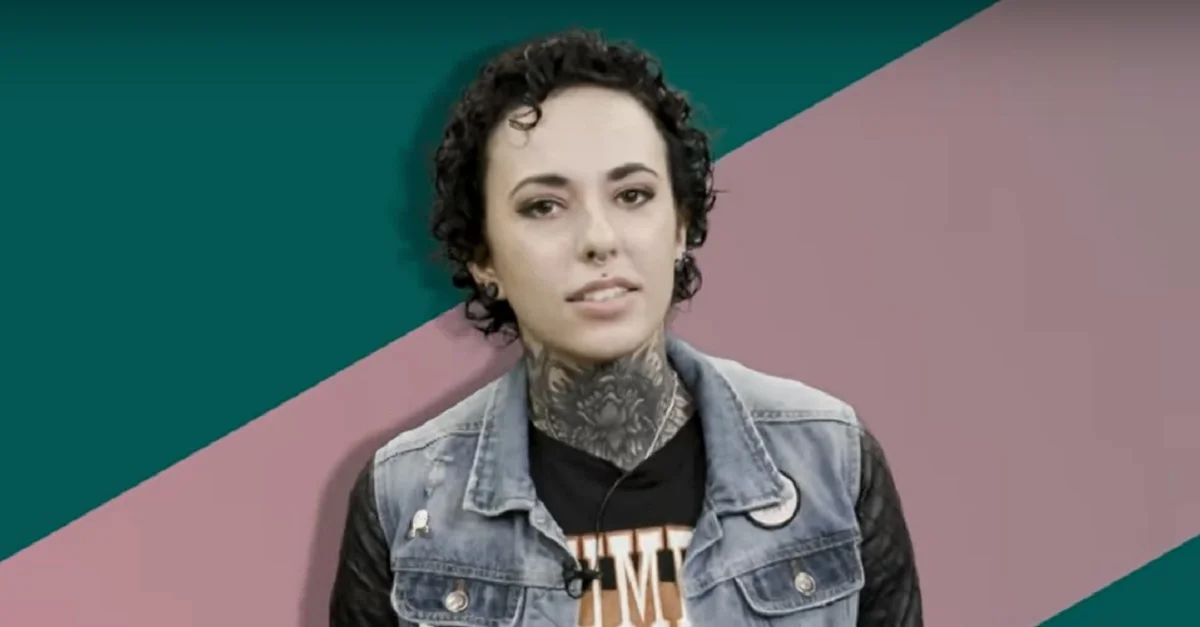 Eine der Frauen spricht im Video von ihrer Sterilisierung, als wäre es das normalste der Welt. Bild. Screenshot Youtube.] (Video: &#8222;Kein Bock auf Kinder? So what!?&#8220;)
