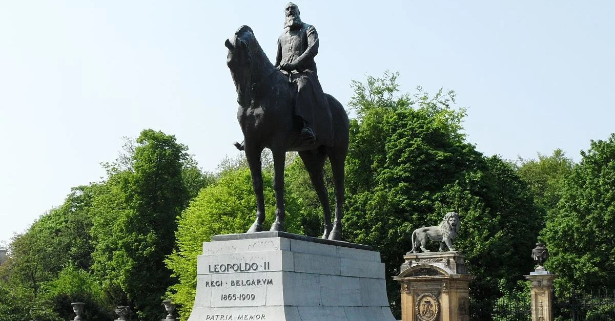 Bild: Auch zahlreiche Statuen des früheren Königs Leopold II. wurden beschmiert / Bild: el legowo / CC BY-SA (Bild zugeschnitten)