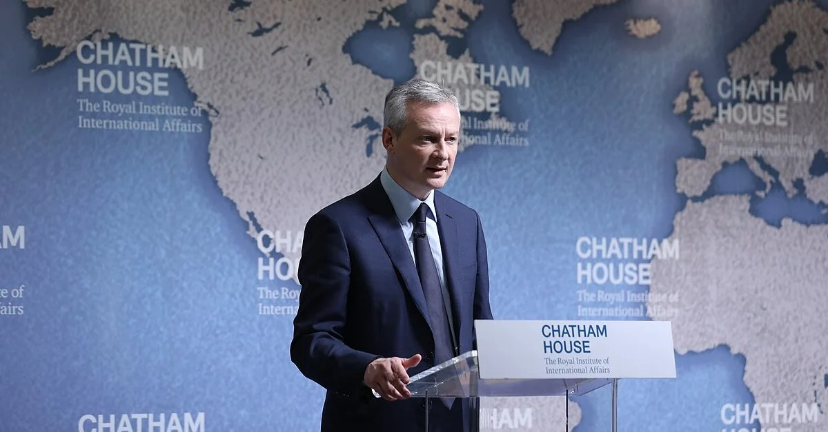Bild: Frankreichs Wirtschaftsminister Bruno Le Maire / Bild: Chatham House, CC BY 2.0, via Wikimedia Commons (Bild zugeschnitten)