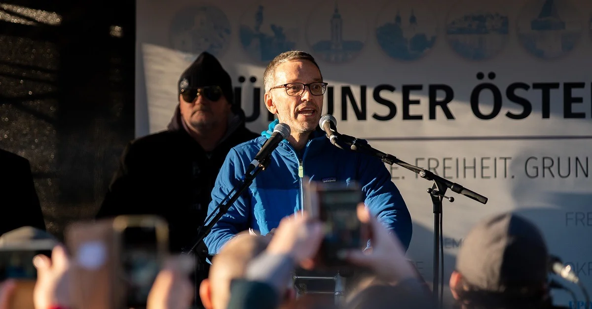 Herbert Kickl bei der Abschlusskundgebung im Wiener Prater. Foto: Alois Endl.