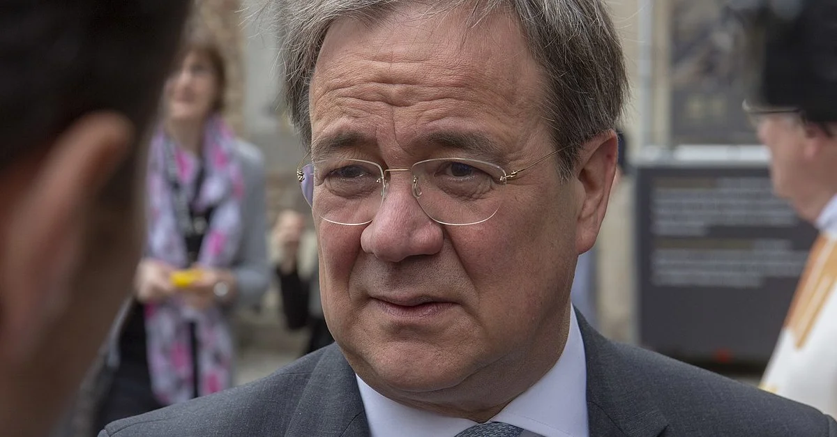 Bild: Armin Laschet (CDU) / Bild: Olaf Kosinsky, CC BY-SA 3.0 DE, via Wikimedia Commons (Bild zugeschnitten)