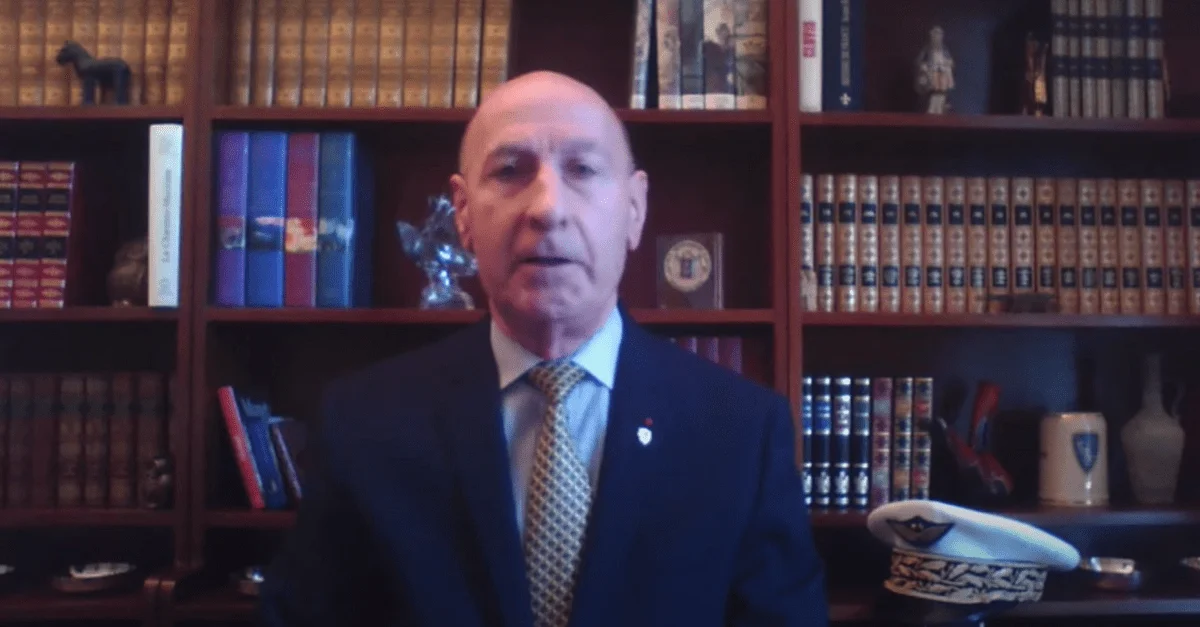 General a.D. Antoine Martinez. Bild: Screenshot YouTube / Volontaires Pour la France.