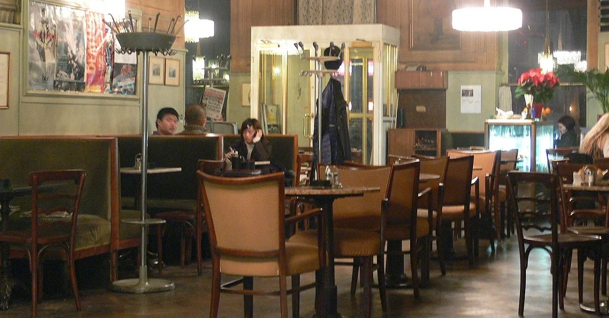 Photo: Andreas Praefcke, CC BY 2.0, via Wikimedia Commons