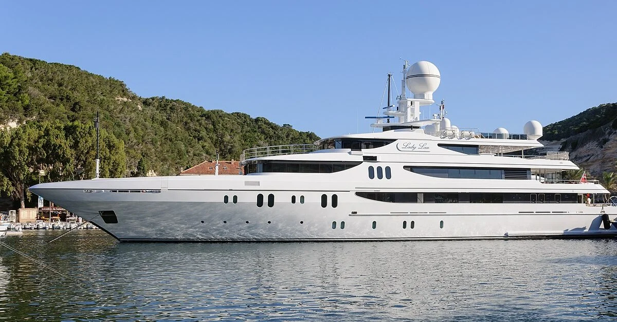 Symbolbild: Yacht / Bild: Photo: Myrabella / Wikimedia Commons (Bild zugeschnitten)