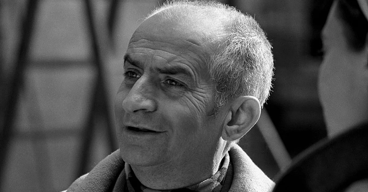 Louis de Funès bei den Dreharbeiten zu „Alles tanzt nach meiner Pfeife“ (1970). Bild:
Marisa Rastellini (Mondadori Publishers), Public domain, via Wikimedia Commons