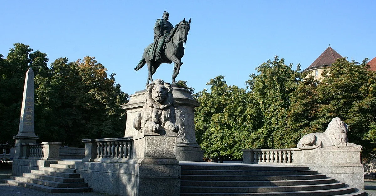 MSeses, CC BY-SA 3.0, via Wikimedia Commons