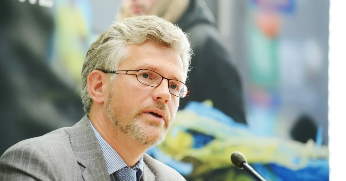 Andrij Melnyk (2017), Bundestagsfraktion Bündnis 90/Die Grünen, CC BY 2.0, via Wikimedia Commons (Bild zugeschnitten)