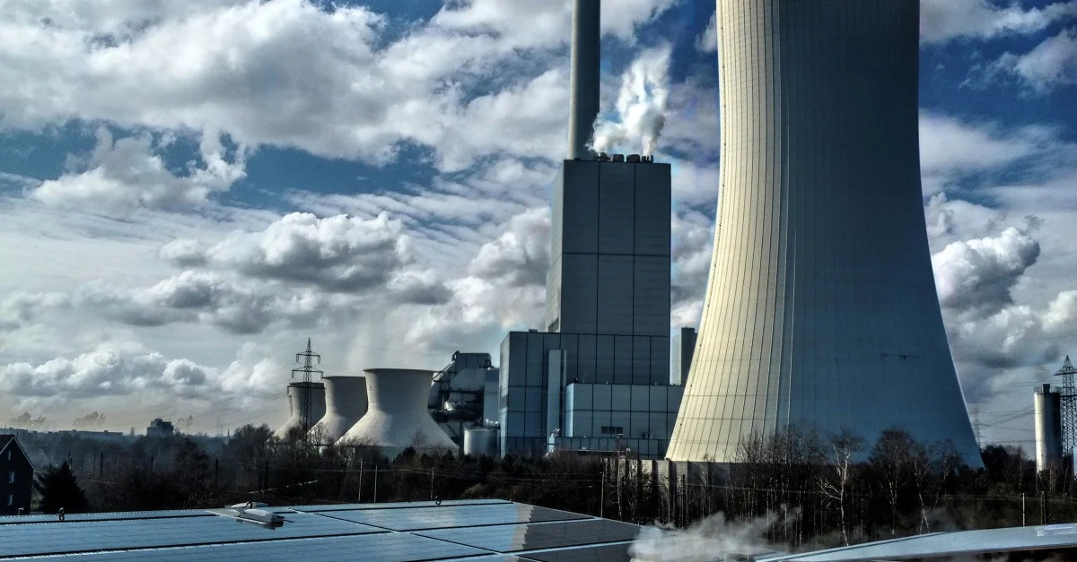 Steag Kraftwerk Herne, HansPeter, CC BY 3.0, via Wikimedia Commons (Bild zugeschnitten)
