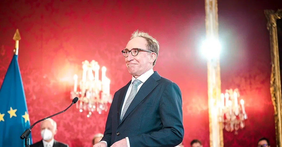 Gesundheitsminister Johannes Rauch bei seiner Angeblobung