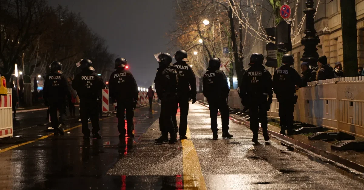 Polizisten in Berlin, Silvester 2022