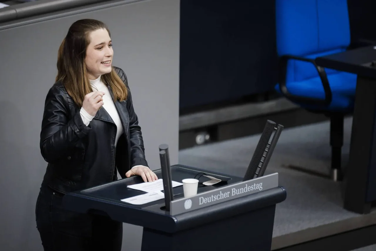Emilia Fester (Grüne) im Deutschen Bundestag
