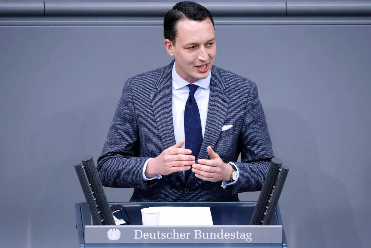 Matthias Helferich bei einer Sitzung des Deutschen Bundestages