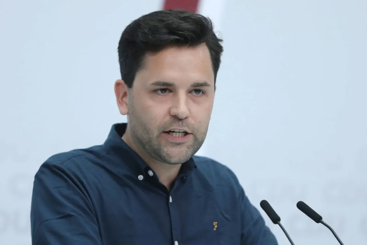 JU-Chef Johannes Winkel hat sich von den Glückwünschen distanziert