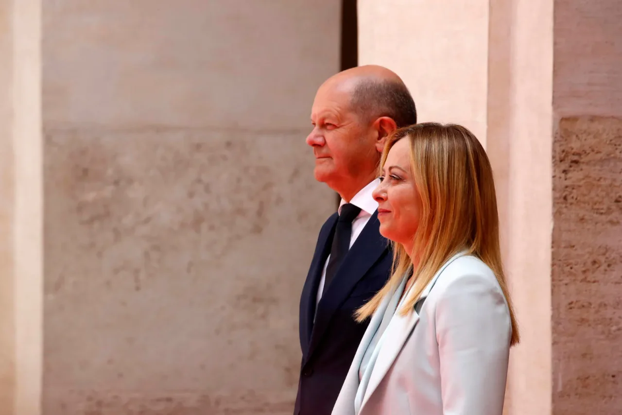 Die italienische Ministerpräsidentin Meloni und der deutsche Bundeskanzler Scholz bei einem Treffen in Italien.