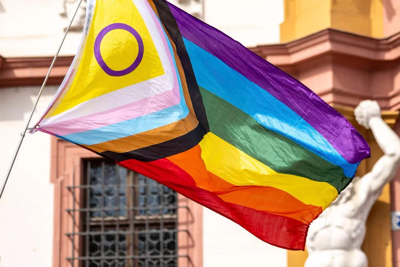Flagge bei einer CSD-Parade in Erfurt. (Symbolbild)