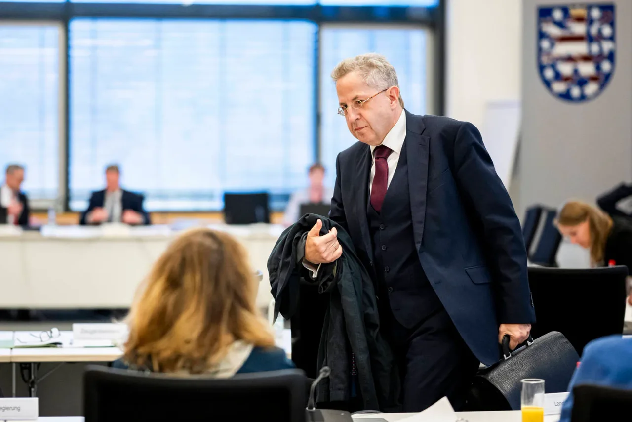 Hans-Georg Maaßen bei im U-Ausschuss im Thüringer Landtag.