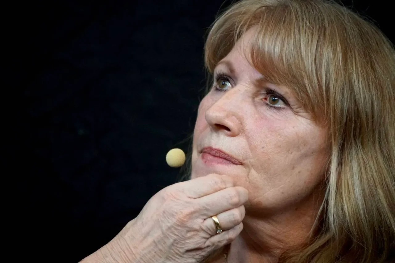 Die AfD wirft der Ministerin vor, dass es in Sachsen nach wie vor einen SPD-Fördersumpf gebe.