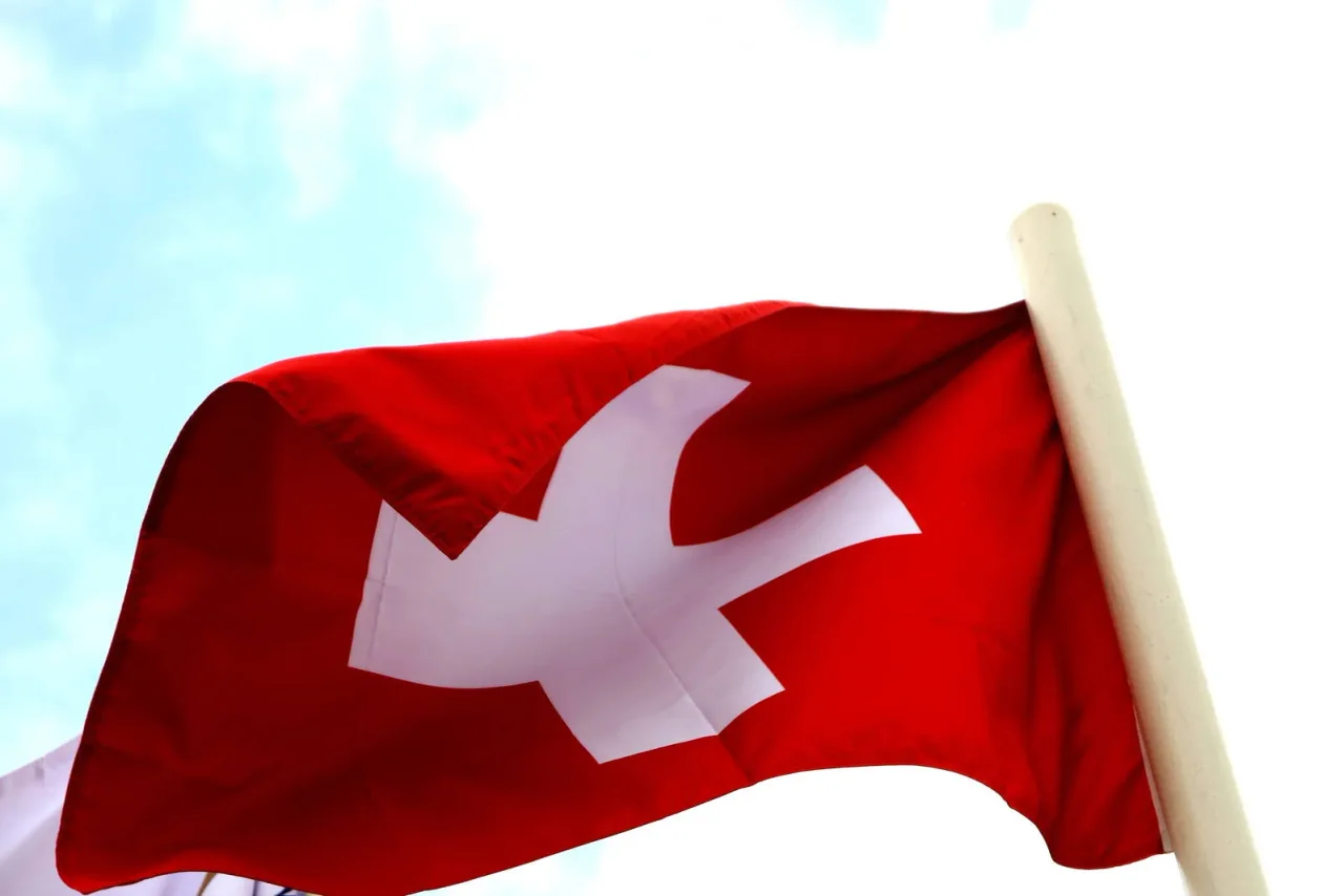 Der neue Parteipräsident Nils Fiechter gab keinen Kommentar zu den Vorgängen ab.